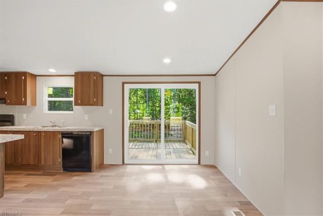 124 Kameron Court, Madison, NC 27025