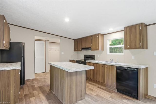 124 Kameron Court, Madison, NC 27025
