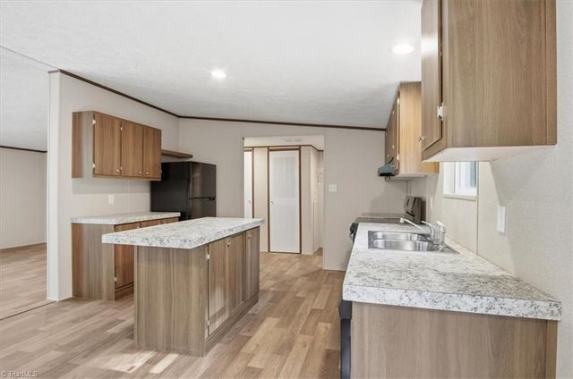 124 Kameron Court, Madison, NC 27025