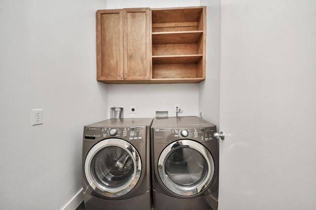 2911 Chartres Street, Houston, TX 77004