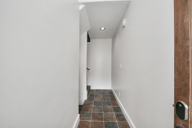 2911 Chartres Street, Houston, TX 77004