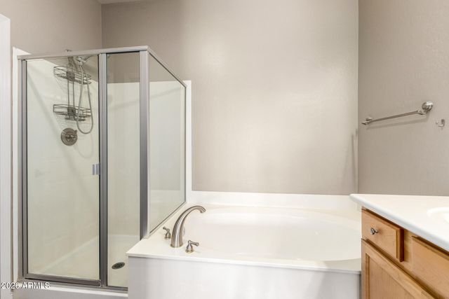 19550 N GRAYHAWK Drive 1073, Scottsdale, AZ 85255