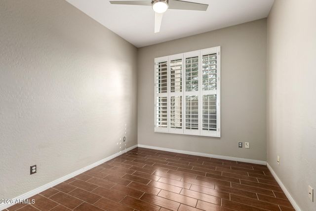 19550 N GRAYHAWK Drive 1073, Scottsdale, AZ 85255