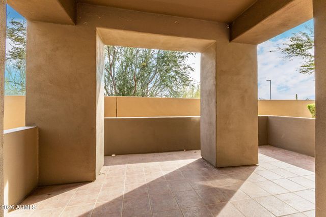 19550 N GRAYHAWK Drive 1073, Scottsdale, AZ 85255