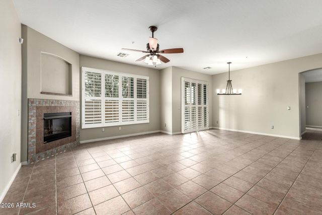 19550 N GRAYHAWK Drive 1073, Scottsdale, AZ 85255