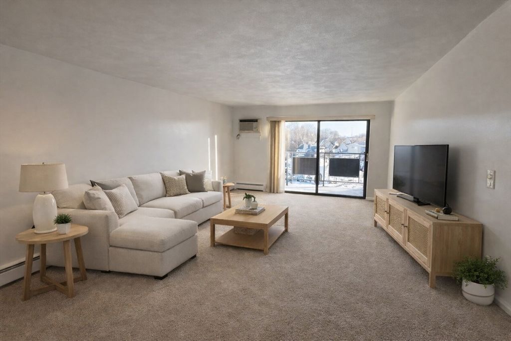 2 Victory Road 26, Lynn, MA 01902