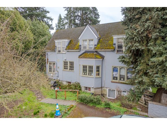 325 RIVER Rd, Eugene, OR 97404