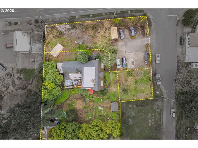 325 RIVER Rd, Eugene, OR 97404