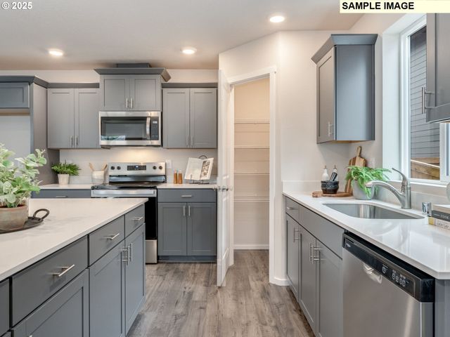 1406 Ne 123RD Ave, Vancouver, WA 98684