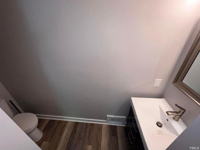 220 Elizabeth Street Apt E6, Chapel Hill, NC 27514