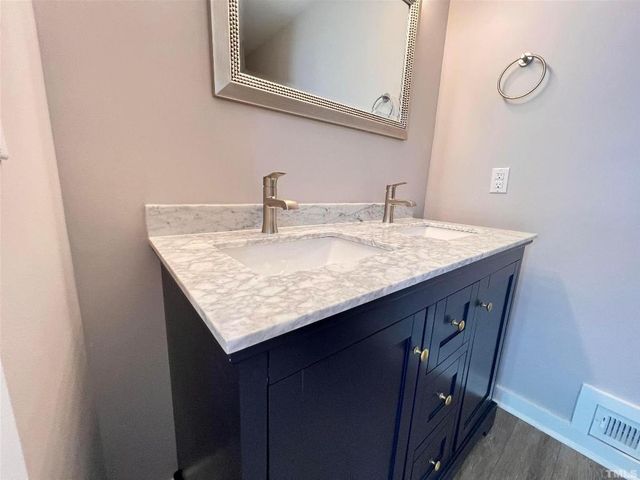 220 Elizabeth Street Apt E6, Chapel Hill, NC 27514