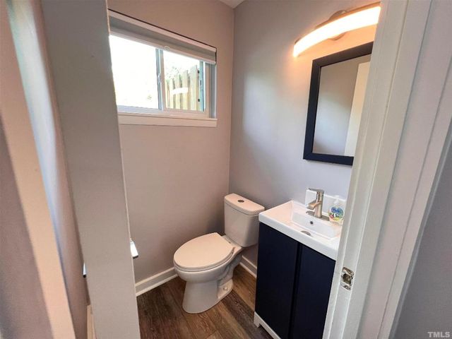 220 Elizabeth Street Apt E6, Chapel Hill, NC 27514