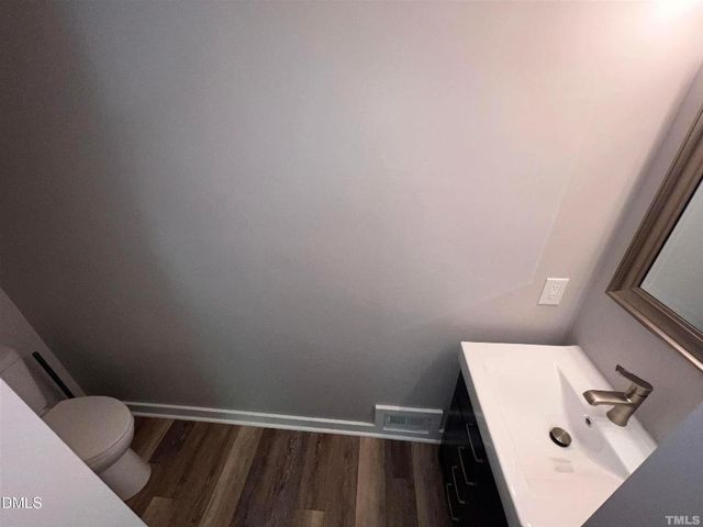 220 Elizabeth Street Apt E6, Chapel Hill, NC 27514