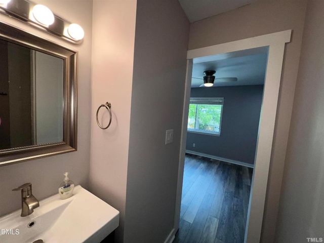 220 Elizabeth Street Apt E6, Chapel Hill, NC 27514