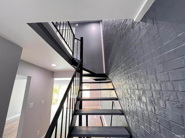 220 Elizabeth Street Apt E6, Chapel Hill, NC 27514