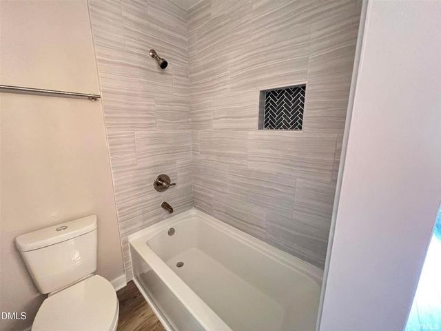 220 Elizabeth Street Apt E6, Chapel Hill, NC 27514