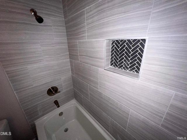 220 Elizabeth Street Apt E6, Chapel Hill, NC 27514