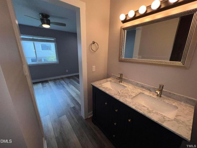 220 Elizabeth Street Apt E6, Chapel Hill, NC 27514