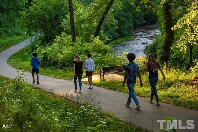 220 Elizabeth Street Apt E6, Chapel Hill, NC 27514