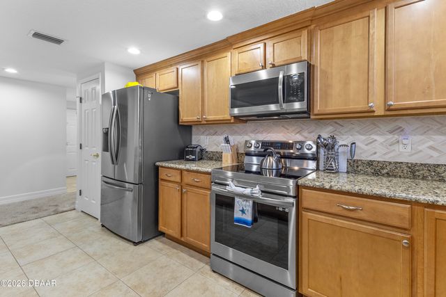 2071 S Atlantic Ave Apt 205, Daytona Beach Shores, FL 32118