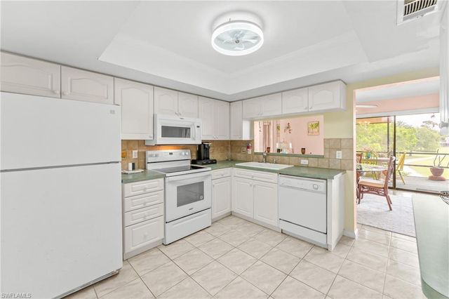 4728 Orange Grove BLVD 10, North Fort Myers, FL 33903