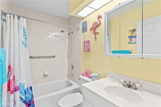 4728 Orange Grove BLVD 10, North Fort Myers, FL 33903