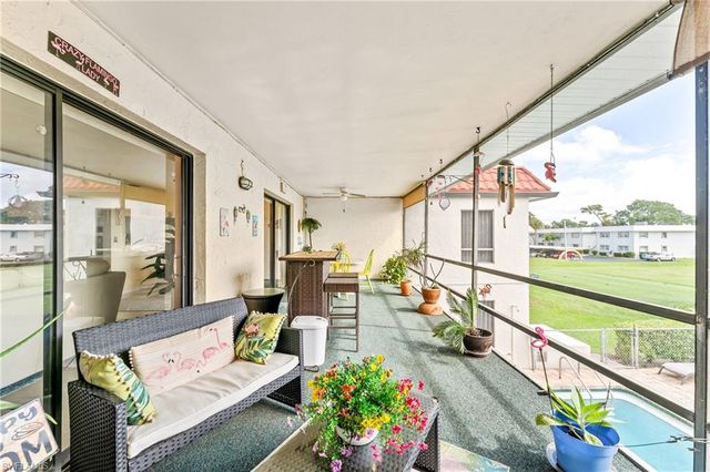 4728 Orange Grove BLVD 10, North Fort Myers, FL 33903