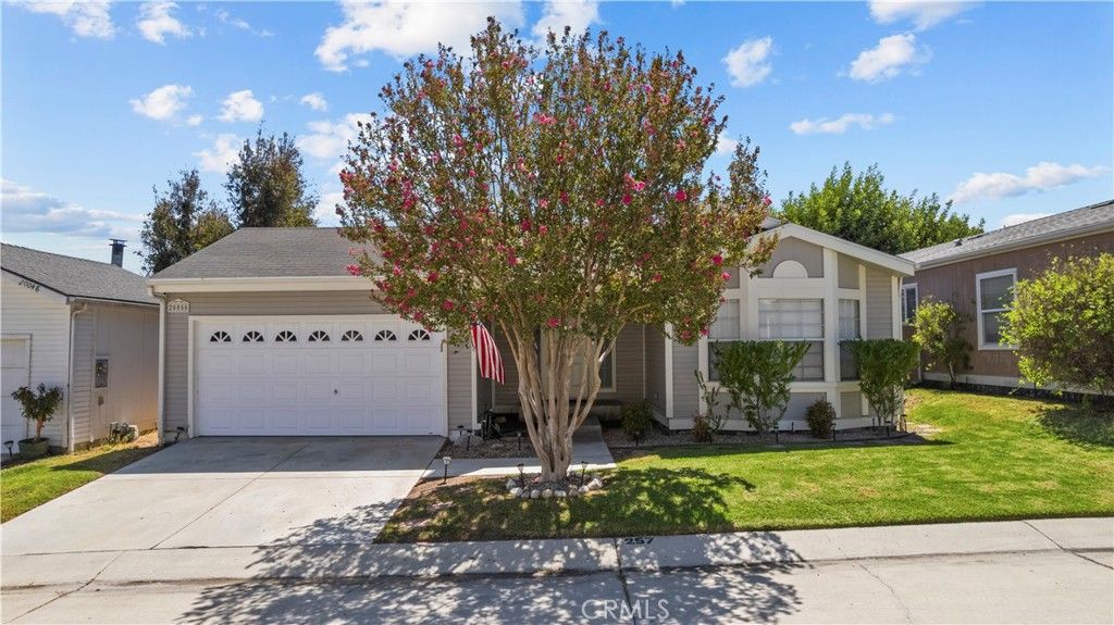 20050 Crestview, Canyon Country, CA 91351 — exterior