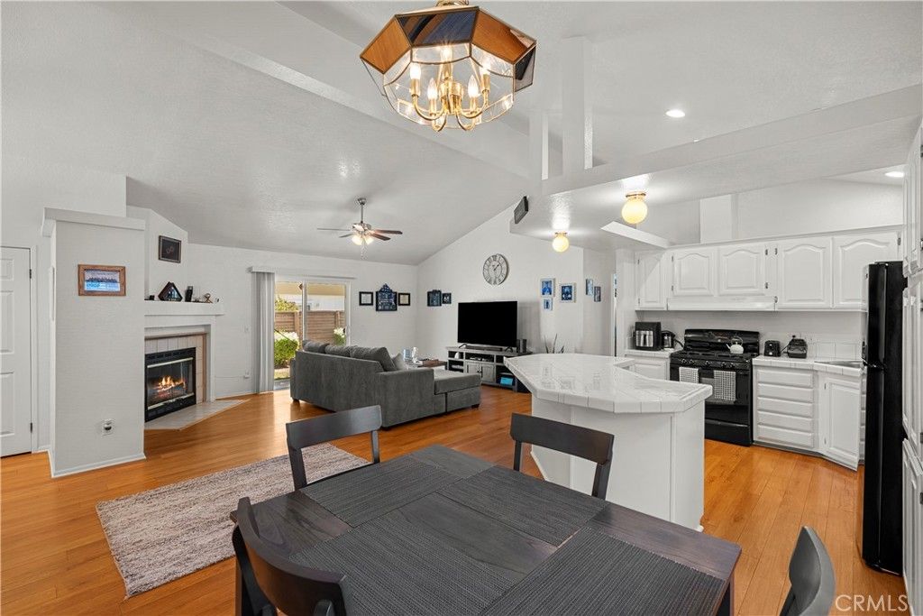 20050 Crestview, Canyon Country, CA 91351 — photo 3
