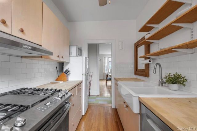 3515 78th Street 41, Jackson Heights, NY 11372