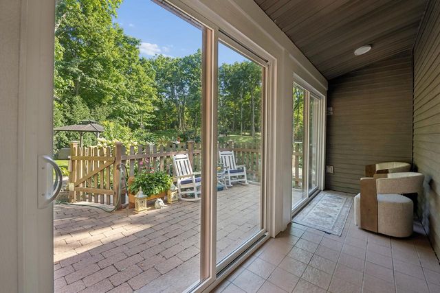 W3451 Wildwood DRIVE, Lake Geneva, WI 53147
