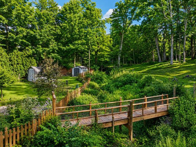 W3451 Wildwood DRIVE, Lake Geneva, WI 53147