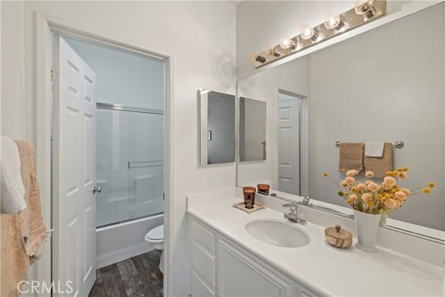 31 Poppy 50, Irvine, CA 92618