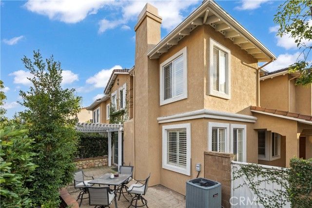 31 Poppy 50, Irvine, CA 92618