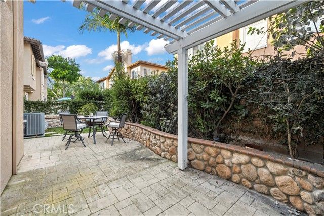 31 Poppy 50, Irvine, CA 92618