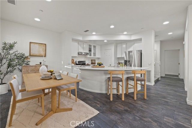 31 Poppy 50, Irvine, CA 92618