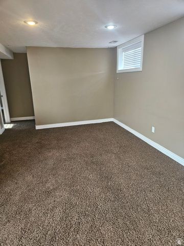 7961 S PIONEER ST, Midvale, UT 84047