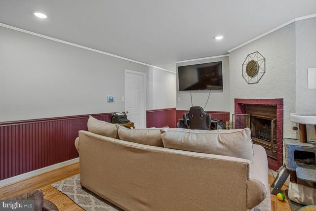 321 MARYLAND AVE, Pasadena, MD 21122
