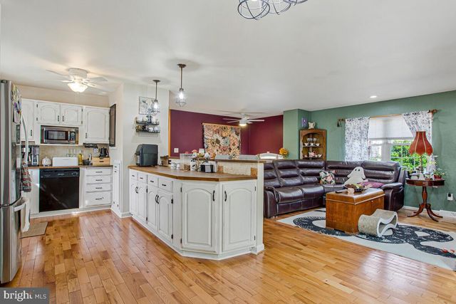 321 MARYLAND AVE, Pasadena, MD 21122