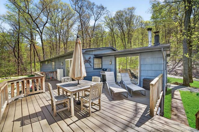 11 Canada Hill Drive, Garrison, NY 10524