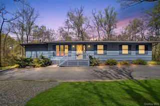 11 Canada Hill Drive, Garrison, NY 10524