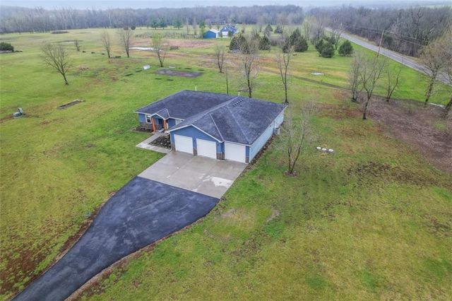 1660 NW 795th Road, Bates City, MO 64011