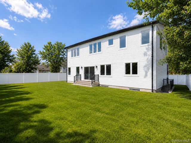 3635 Bunker Avenue, Wantagh, NY 11793