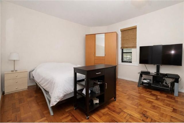 1289 E 19th St Apt C1, New York City, NY 11230