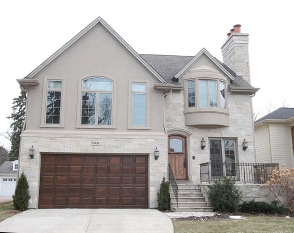 2411 Greenwood Avenue, Wilmette, IL 60091
