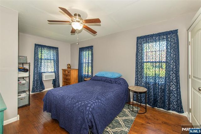 42 Main Beach Road, Ringwood, NJ 07456