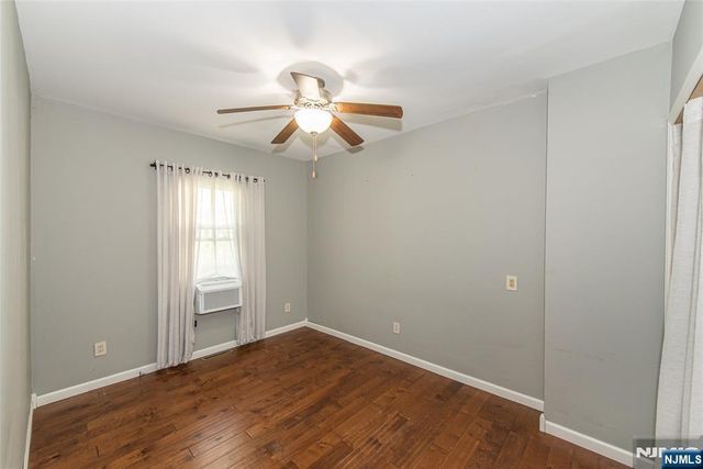 42 Main Beach Road, Ringwood, NJ 07456