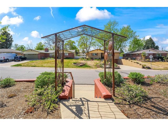 4080 Balsam St, Wheat Ridge, CO 80033