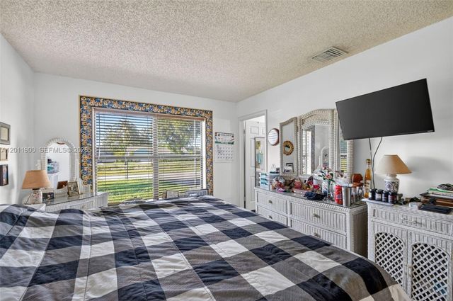 3575 Marlow Ave, Boynton Beach, FL 33436