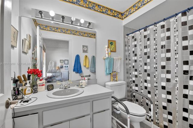 3575 Marlow Ave, Boynton Beach, FL 33436